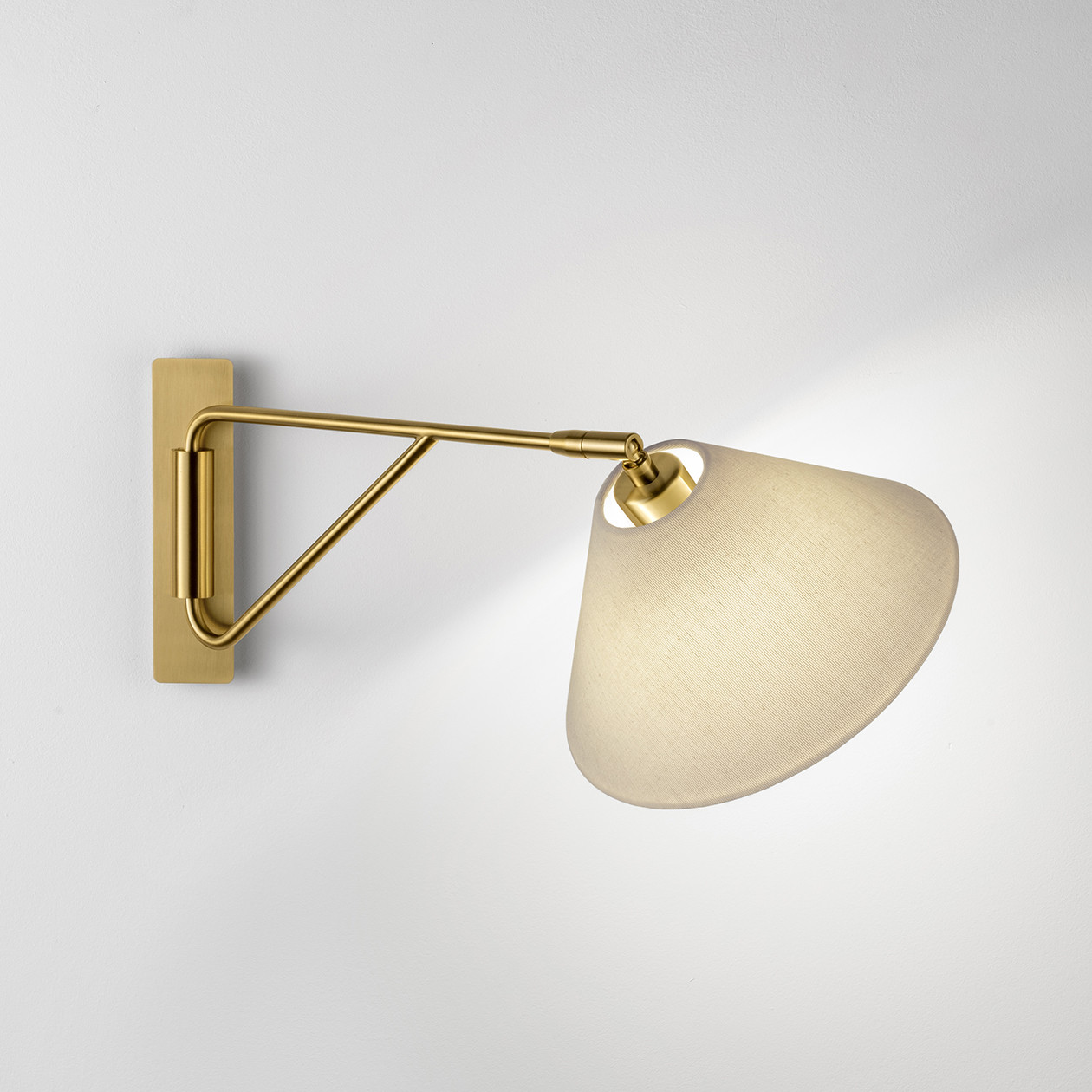 ar-10-w1-brb-with-qar-10-nat-2 Modern black wall lamp with fabric shade WKF03 - Image 4
