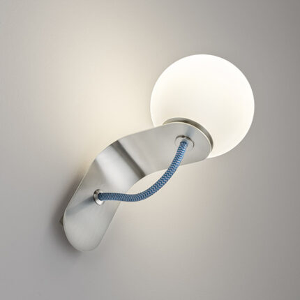 brass wall lamp,modern wall lamp,opal glass wall light,brass wall sconce,bedroom wall lamp,hotel wall lighting