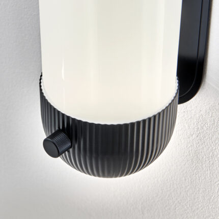 brass wall lamp,modern wall lamp,opal glass wall light,brass wall sconce,bedroom wall lamp,hotel wall lighting