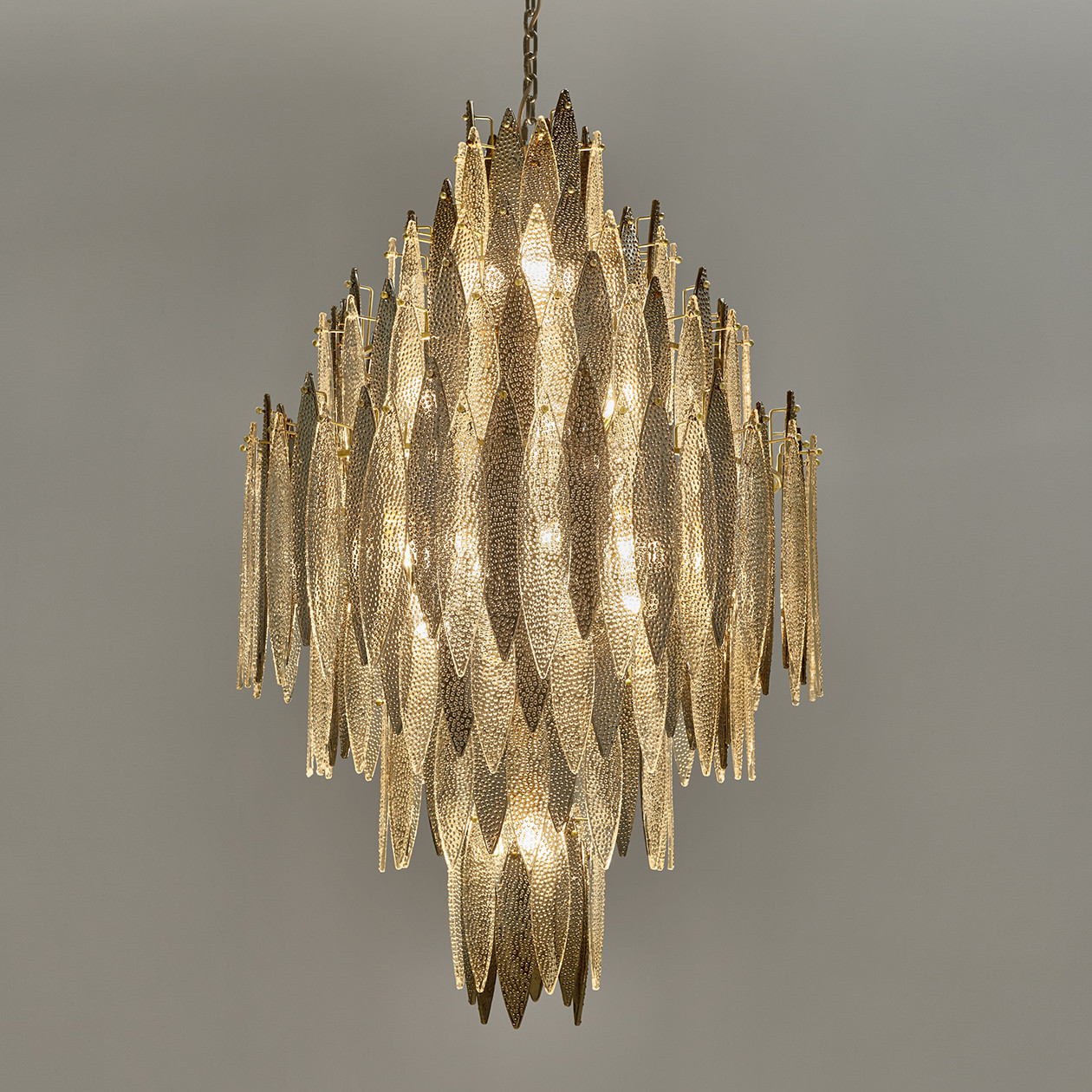 bl-81-p-2 Decorative chandelier with glass detail CNG04 - Image 4