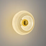 Decorative brass wall lamp with mouthblown glass WBG08 - Image 3