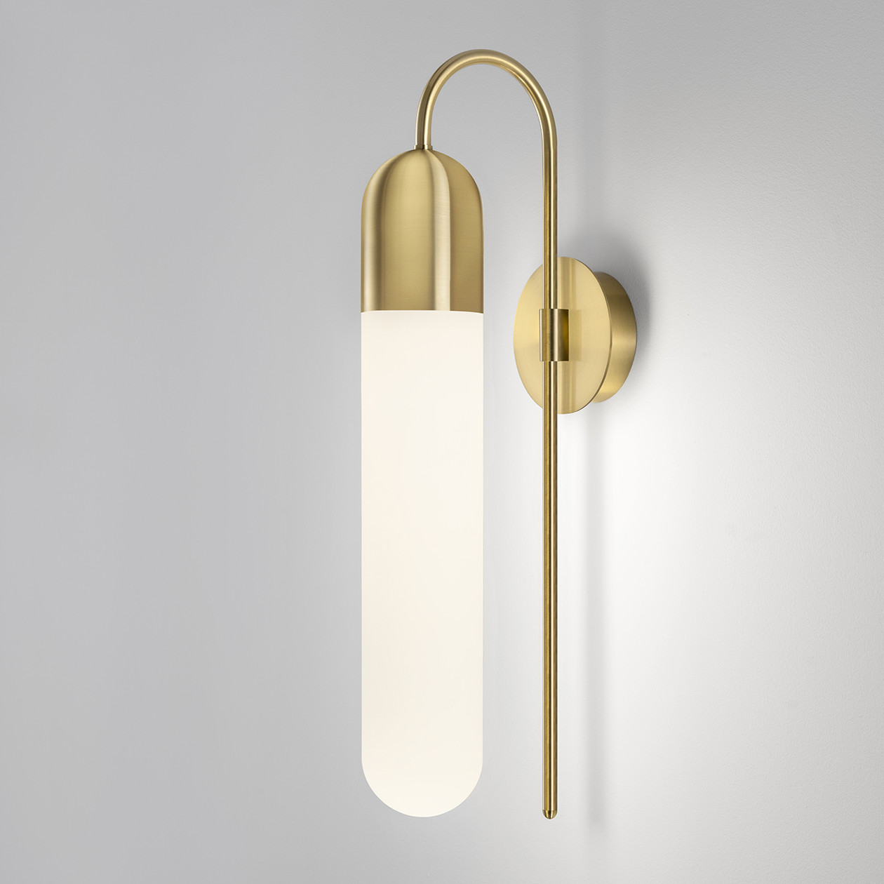 ga-90-w1-brb-op-1 Modern brass wall lamp with opal glass WBG14 - Image 2