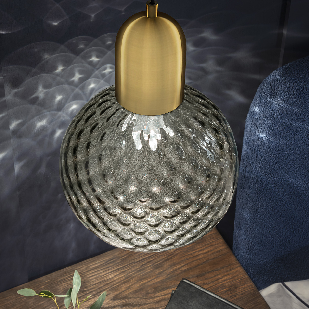 gq-250-sm-2 Modern ceiling light with mouthblown glass CGG04 - Image 3
