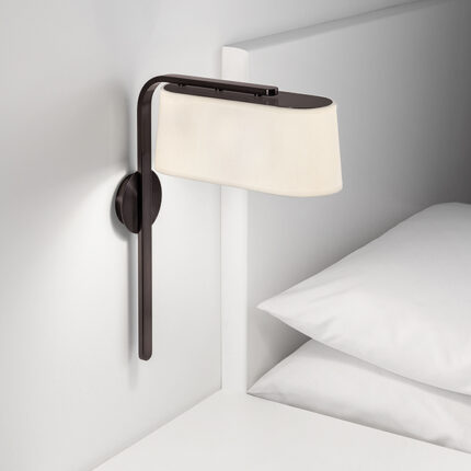 brass wall lamp,modern wall lamp,opal glass wall light,brass wall sconce,bedroom wall lamp,hotel wall lighting