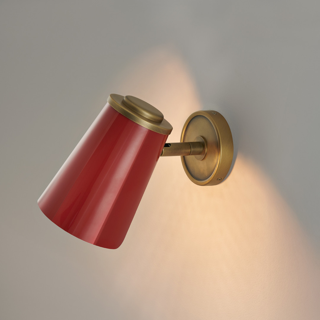 gz-82-w1-red-1 Modern brass wall lamp with mesh diffuser WBM04 - Image 3