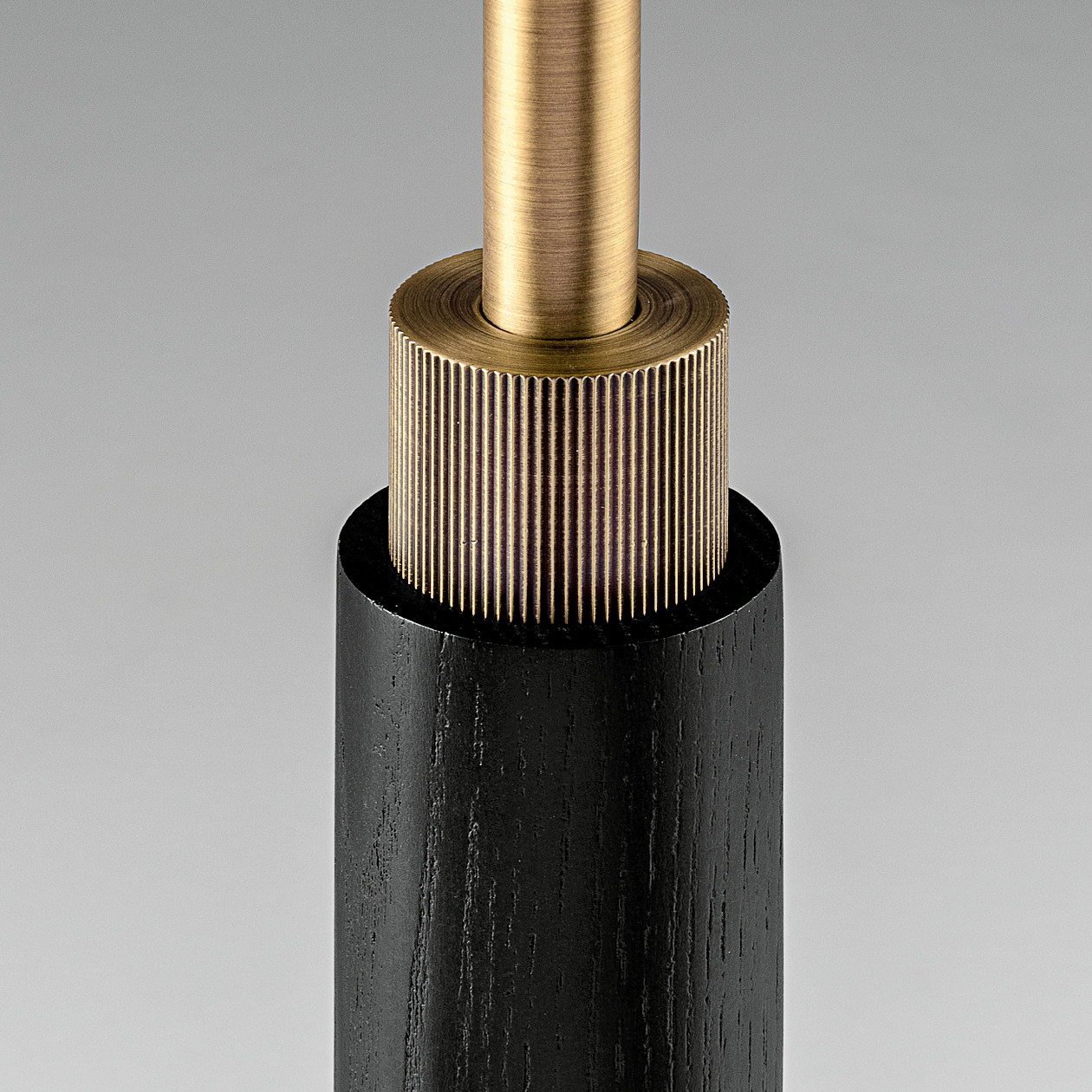 pi-38-tl-2 Modern table lamp with reeded detail TNR02 - Image 4