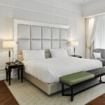 Modern table lamp with reeded detail TNR02 - Image 2
