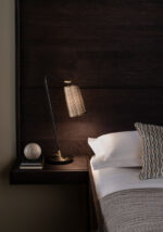 Modern desk lamp with opal diffuser DNG02 - Image 3