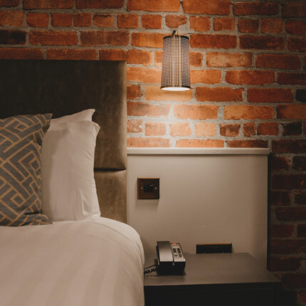 brass wall lamp,modern wall lamp,opal glass wall light,brass wall sconce,bedroom wall lamp,hotel wall lighting