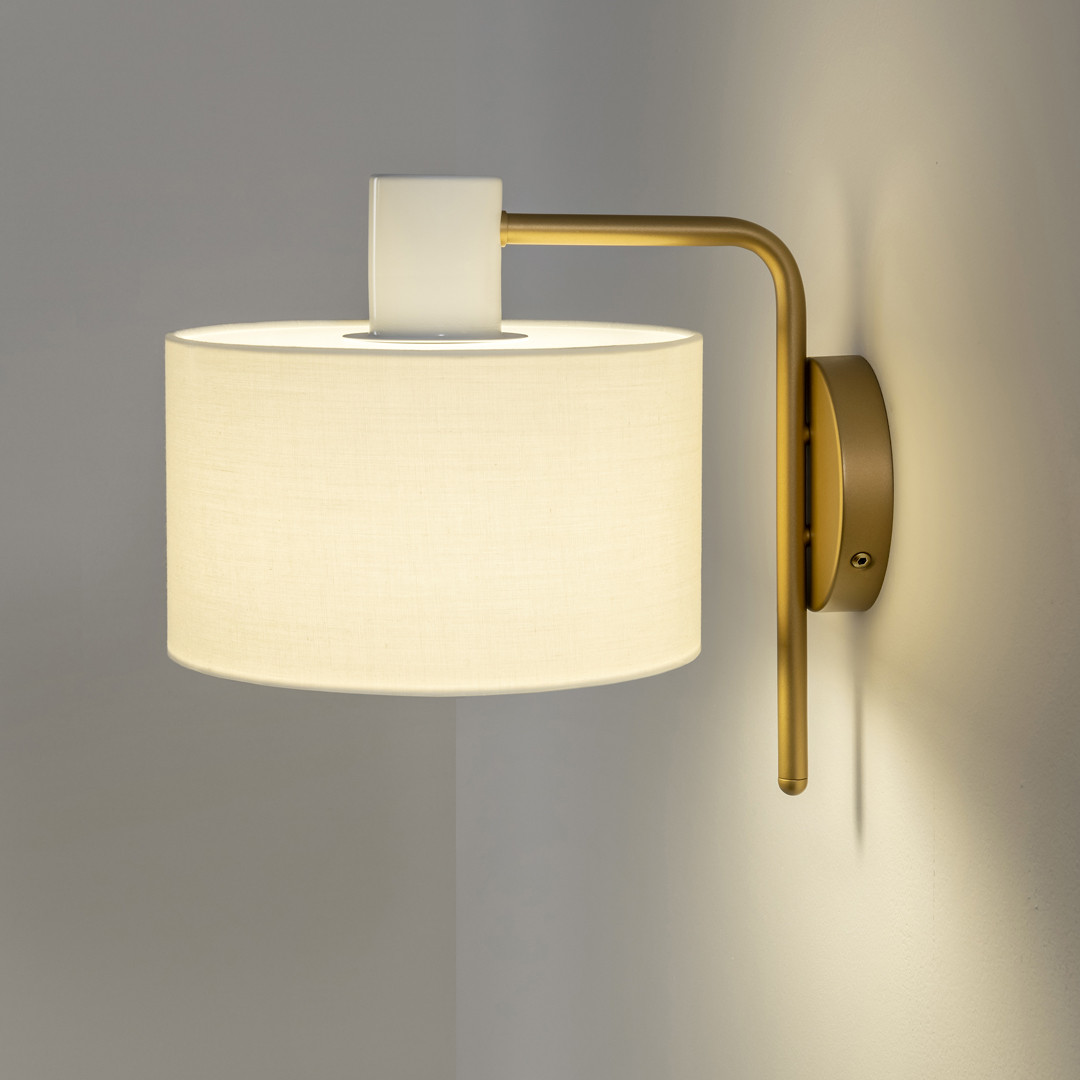 sd-50-w1-chg-wht-1 Modern white wall lamp with acrylic diffuser WWD01 - Image 3