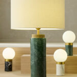 Compact brass desk lamp with opal glass DBG03 - Image 3