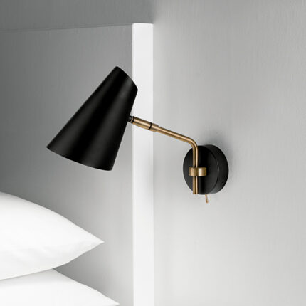 brass wall lamp,modern wall lamp,opal glass wall light,brass wall sconce,bedroom wall lamp,hotel wall lighting