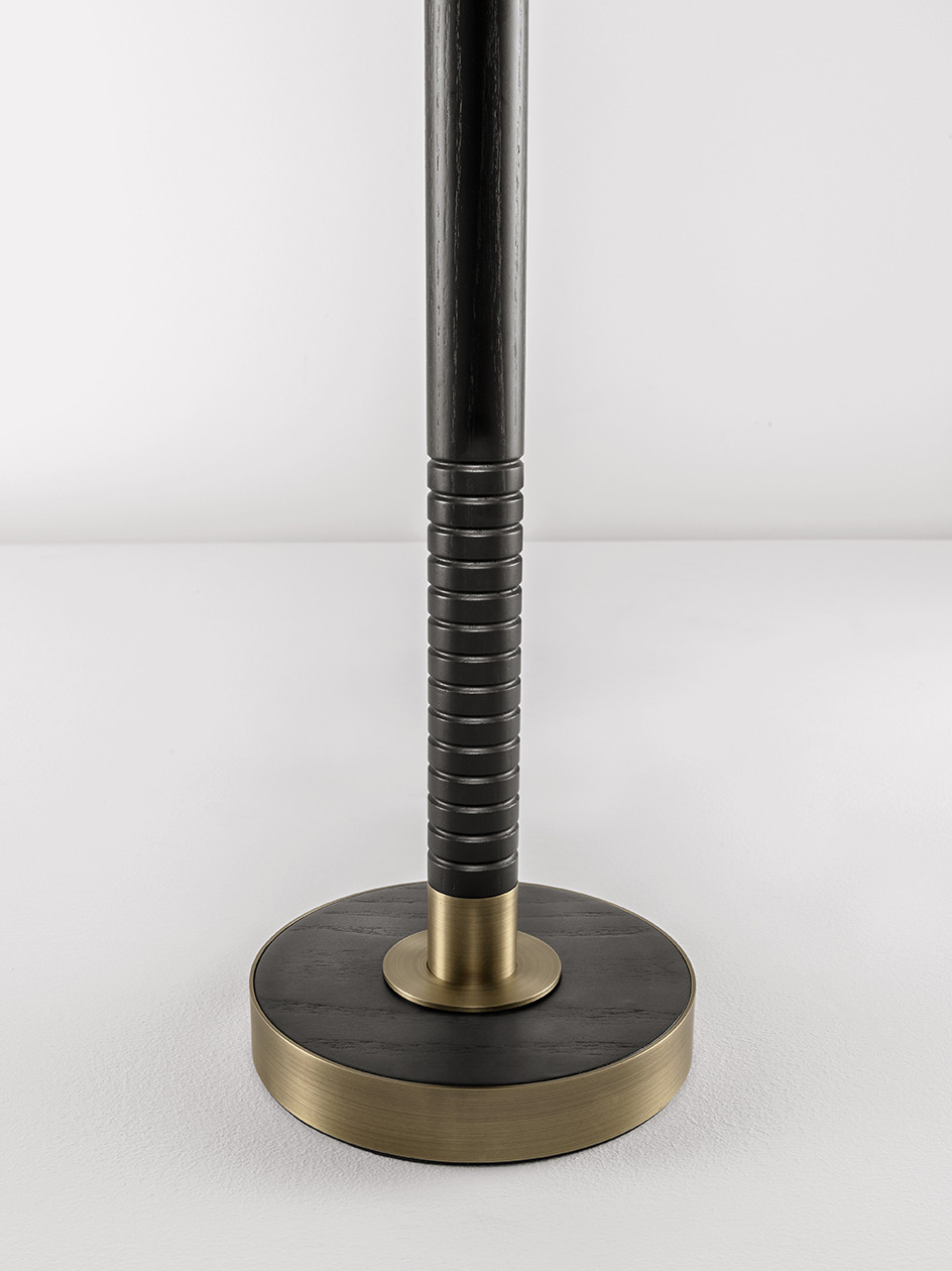 wc-39-tl-eb-gb-2 Timeless bronze table lamp with ribbed detail TBR04 - Image 3