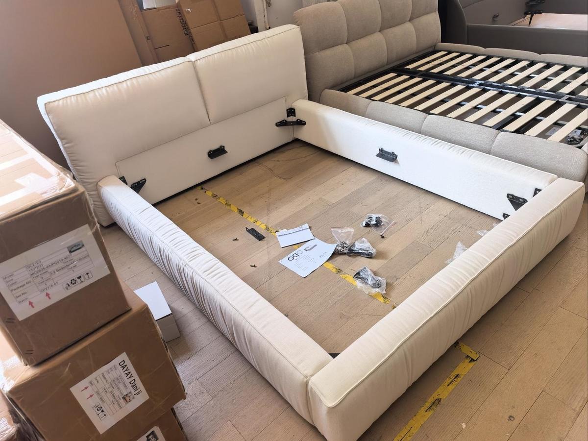 GC2337-photo-1 GC2337 - Channel-Tufted Platform Bed, No Legs - Image 1