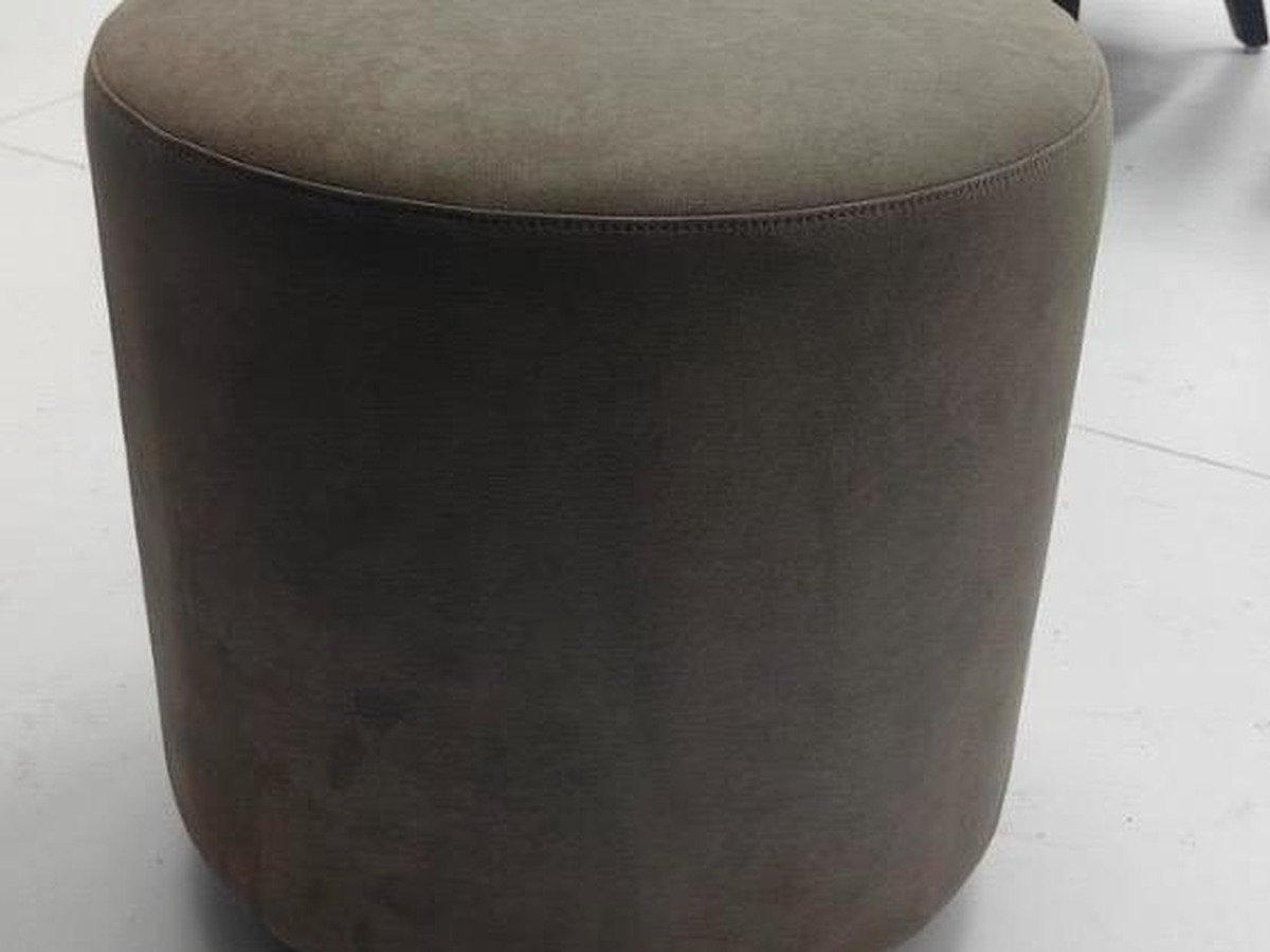 GRF1018-1 Square Tufted Swivel Pouf - Image 1